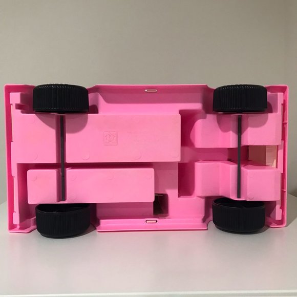 Vintage Charlie's Angels ADVENTURE VAN Headquarters On Wheels W/ BOX 1978 Hasbro - Picture 11 of 13